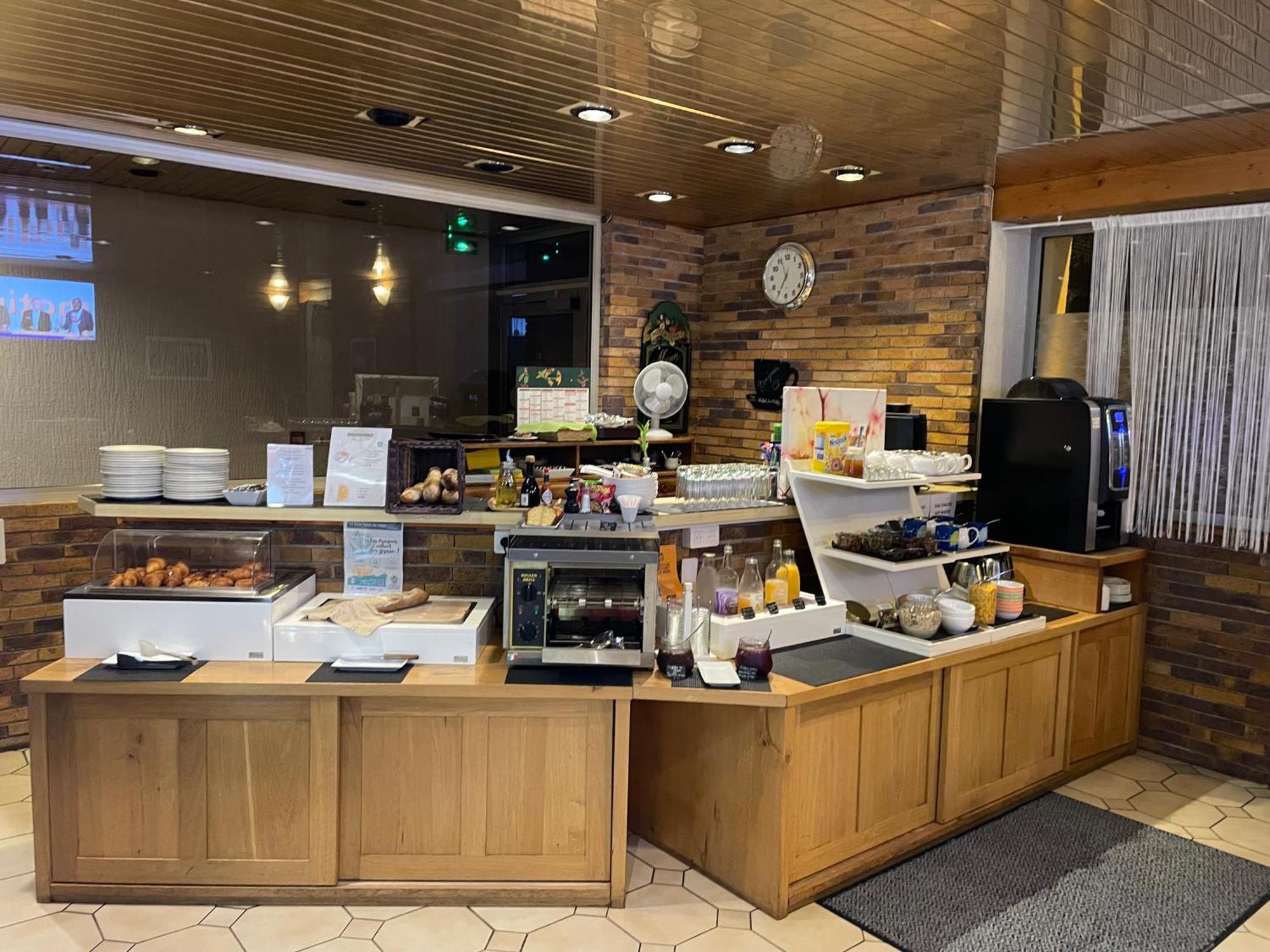 Logis Hotel De France & Restaurant 파미에 외부 사진